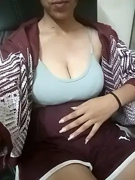 kudi sexy online show from October 8, 2025, 2:51 pm
