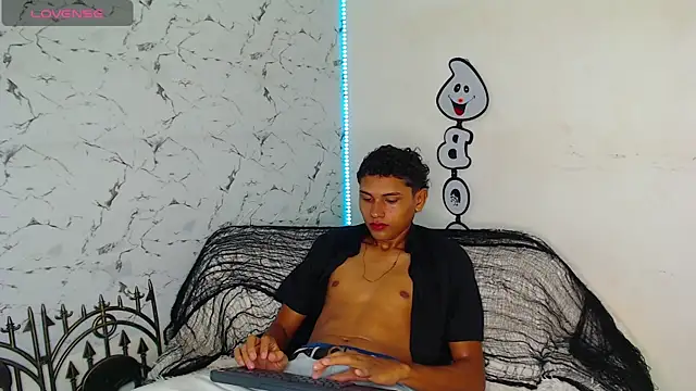 the crackopry online show from October 7, 2025, 12:28 pm