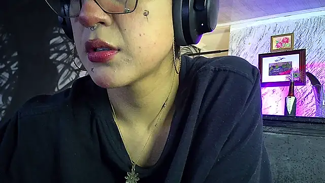 zora blue777 online show from February 28, 2026, 11:04 pm