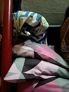 Snapshot of carameelo_25 chatting on January 9, 2026, 6:09 am carameelo 25 online show from January 9, 2026, 6:09 am