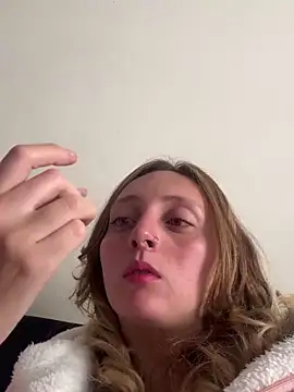 Mia dca online show from October 25, 2025, 2:50 pm