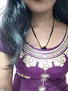 anjali2351 online show from April 18, 2026, 4:48 am