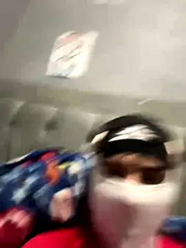 lain213 online show from October 27, 2025, 5:08 am