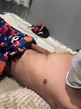 lain213 online show from November 4, 2025, 5:33 am