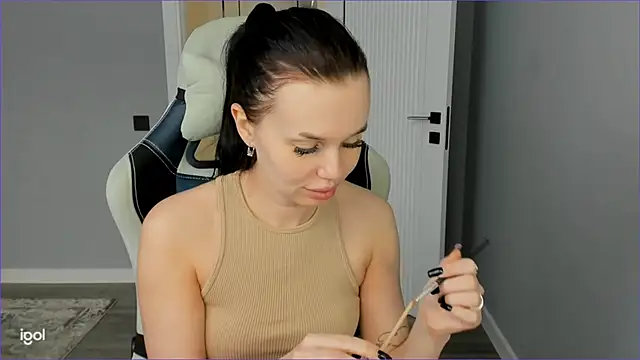 Marry Jein13 online show from October 14, 2025, 7:20 am