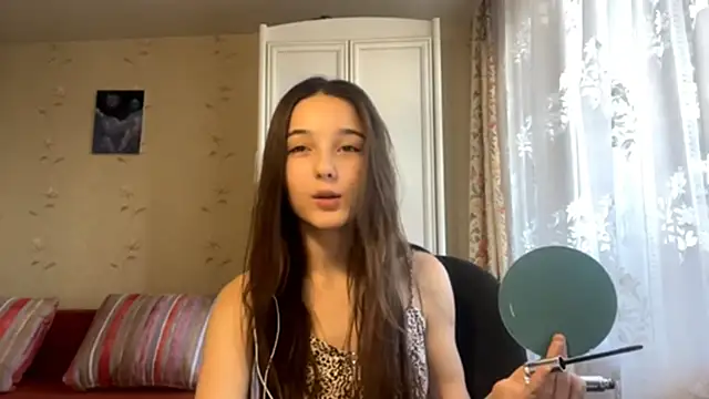 Snapshot of ZaidaKellner chatting on October 11, 2025, 7:42 am ZaidaKellner online show from October 11, 2025, 7:42 am