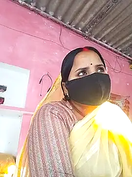 Snapshot of Cr_sonam chatting on February 11, 2026, 11:21 am Cr sonam online show from February 11, 2026, 11:21 am