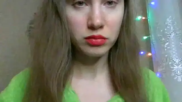 Lynirina online show from February 3, 2026, 11:43 pm