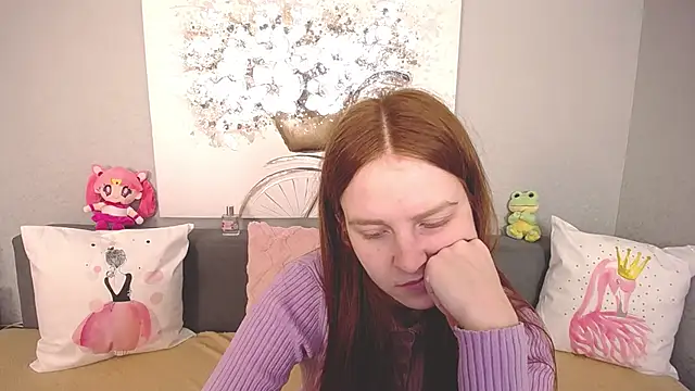 Evarey  online show from November 5, 2025, 5:32 am