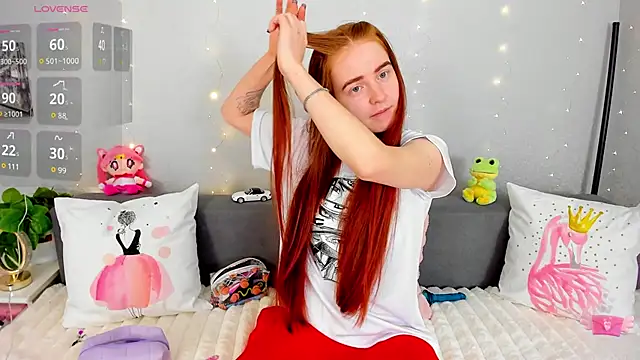 Evarey  online show from December 23, 2025, 6:45 am