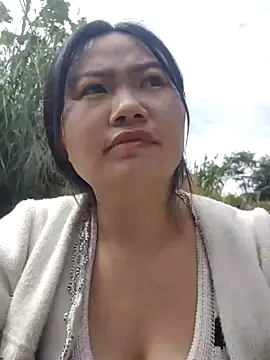 pi-pi-00 online show from October 22, 2025, 3:50 am