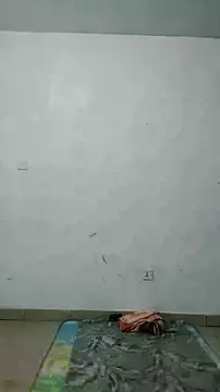 Snapshot of GlobeTrottieHottie1 chatting on October 9, 2025, 6:08 pm GlobeTrottieHottie1 online show from October 9, 2025, 6:08 pm