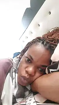 Snapshot of GlobeTrottieHottie1 chatting on October 21, 2025, 6:46 am GlobeTrottieHottie1 online show from October 21, 2025, 6:46 am