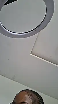 Snapshot of GlobeTrottieHottie1 chatting on November 15, 2025, 10:41 am GlobeTrottieHottie1 online show from November 15, 2025, 10:41 am