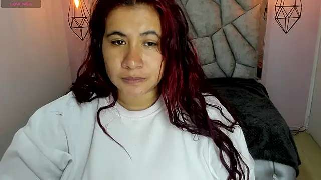 Addyy 02 online show from April 15, 2026, 7:07 pm