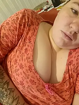XLisaBlueXs  online show from October 7, 2025, 8:15 am