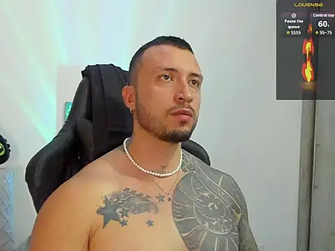 Dave-Max01 online show from October 18, 2025, 12:56 am