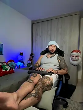 Dave-Max01 online show from November 29, 2025, 2:34 am