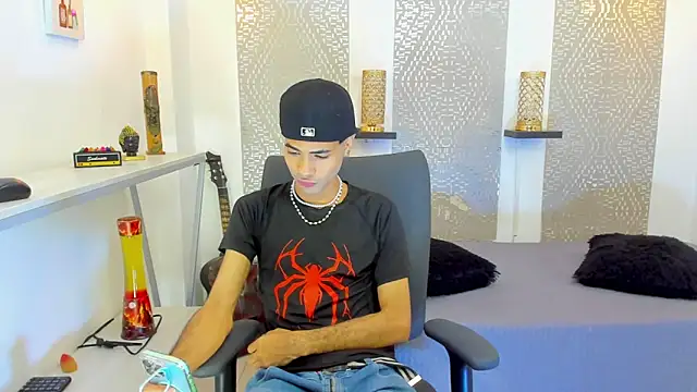 JacobBlackwell  online show from December 21, 2025, 7:37 pm