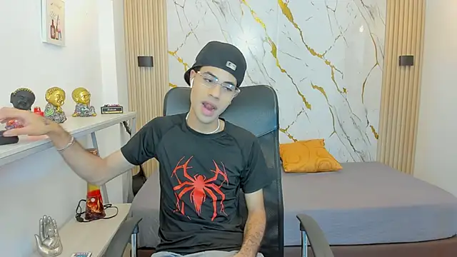 JacobBlackwell  online show from January 18, 2026, 7:06 pm