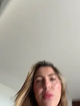 camila vanucci- online show from January 15, 2026, 3:26 pm