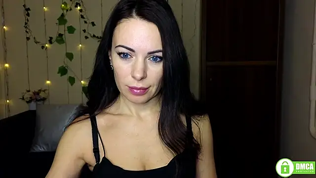 Rita lovvylyou online show from November 29, 2025, 6:24 am