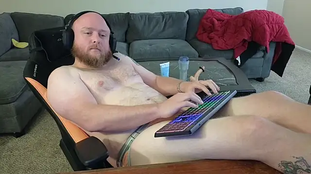 Snapshot of theballboy1 chatting on October 30, 2025, 4:11 am theballboy1 online show from October 30, 2025, 4:11 am