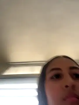 Luna star3 online show from October 21, 2025, 6:40 pm