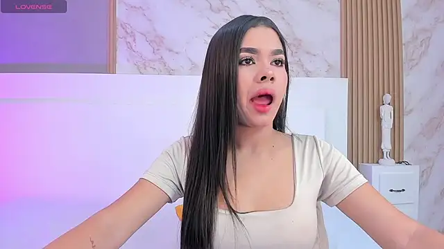 TianaGlow44 online show from October 29, 2025, 12:26 pm