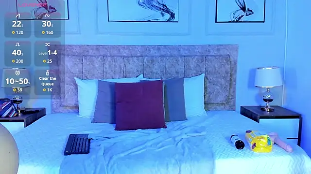 celeste collins  online show from November 21, 2025, 12:04 pm