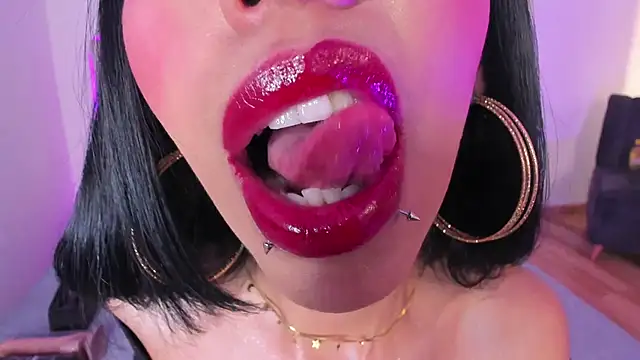 Nina fox 0691 online show from March 28, 2026, 3:02 pm