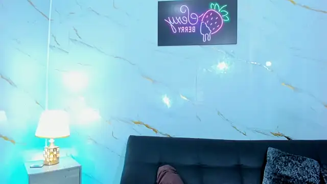 Little nicoll online show from February 23, 2026, 11:16 pm