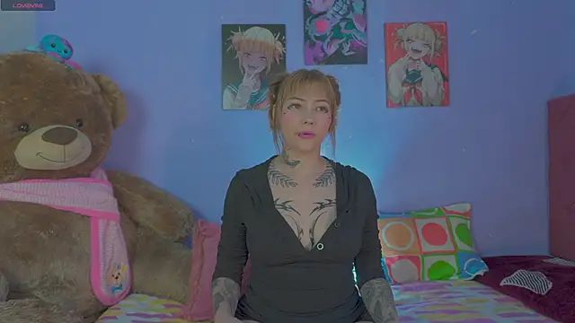 Himiiko toga online show from November 21, 2025, 8:08 pm