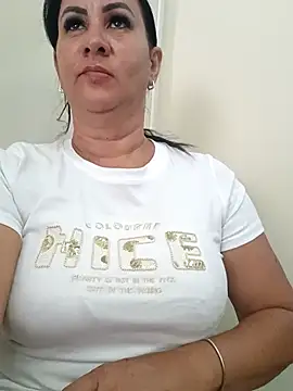 CleoHot25 online show from January 9, 2026, 3:52 pm