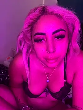 zara bellexx online show from November 8, 2025, 2:42 pm