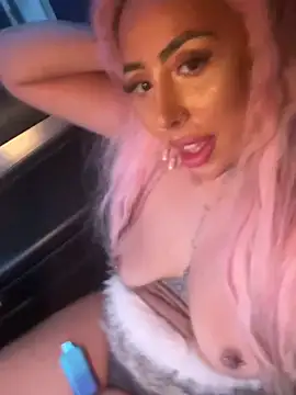 zara bellexx online show from December 20, 2025, 7:55 am