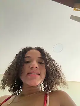 Snapshot of Bombomziin chatting on October 30, 2025, 6:05 pm Bombomziin online show from October 30, 2025, 6:05 pm