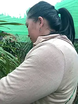 miemie-xx online show from January 7, 2026, 1:43 am