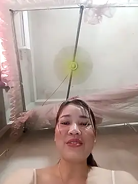 ladzy sexy online show from April 8, 2026, 6:37 am