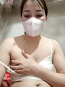 ladzy sexy online show from November 19, 2025, 3:56 pm