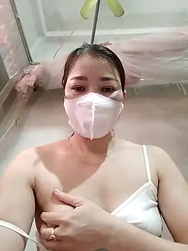 ladzy sexy online show from November 15, 2025, 4:27 am