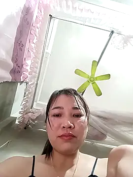 ladzy sexy online show from January 7, 2026, 7:41 pm