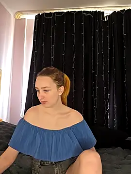 Sweet Little Lie online show from November 18, 2025, 2:59 am