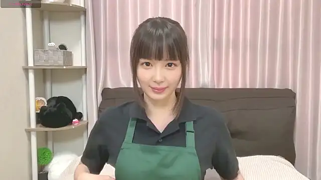 Snapshot of mai-chan_ chatting on October 24, 2025, 2:43 am mai-chan  online show from October 24, 2025, 2:43 am
