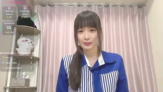 Snapshot of mai-chan_ chatting on October 25, 2025, 2:22 am mai-chan  online show from October 25, 2025, 2:22 am