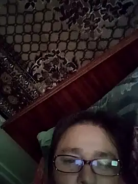 MilaCold5443 online show from October 28, 2025, 12:48 pm