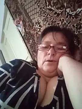 MilaCold5443 online show from December 14, 2025, 12:33 pm