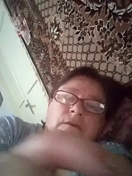 MilaCold5443 online show from April 14, 2026, 4:39 am