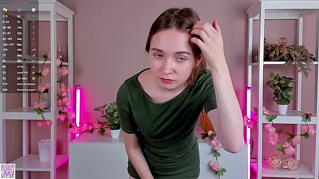 LittleCutieSandy online show from October 28, 2025, 3:07 am