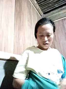 jerry-xx online show from November 16, 2025, 9:51 pm